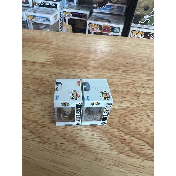 2 Rocksteady Funko Bitty Pops SDCC 4000 PIECE TMNT B&W Teenage Ninja Turtles TV - Picture 3 of 6